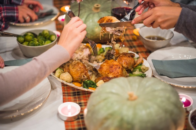 Three Strategies for Enjoying a Budget-Friendly Thanksgiving Feast